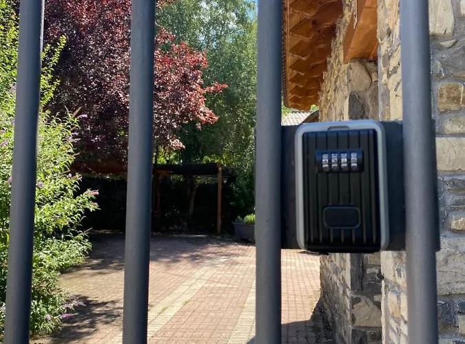 Casa Marian Villanúa